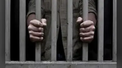 कैमूर में पियक्कड़ को छोड़ने पर एएसआई समेत पांच पुलिसकर्मी सस्पेंड, जानें SP को क्यों करनी पड़ी कार्रवाई