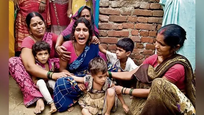 शेखपुरा : साइकिल छीनने पर दो बाइक सवारों को पीटा, एक की मौत