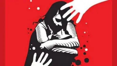 OMG: एसपी ऑफिस के सामने जब महिला दारोगा की मांग में जबरन सिंदूर भरने लगा सिरफिरा…