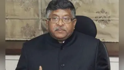 IT Minister ने कहा – सोशल मीडिया प्लेटफॉर्मों को चुनाव प्रभावित करने की छूट नहीं