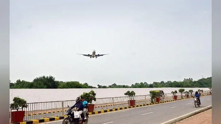 पटना : जू के लिए मुसीबत बना एयरपोर्ट, काटने-छांटने पड़ रहे पेड़