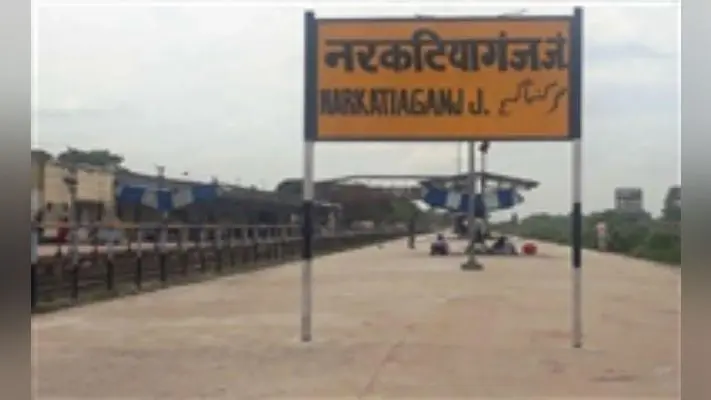 ट्रैक पर पहले से खड़ा था इंजन, टकराने से बची सप्तक्रांति