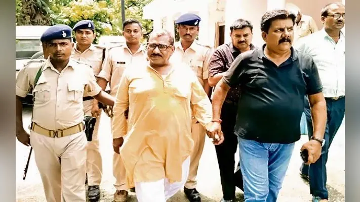 कैमूर : “10 हजार घूस लेते एएसआई गिरफ्तार