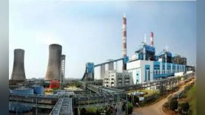 दूसरे दिन भी बंद रहा एनटीपीसी पावर प्लांट का निर्माण कार्य, घर लौट रहे हैं मजदूर, करोड़ों रुपये का हो रहा नुकसान