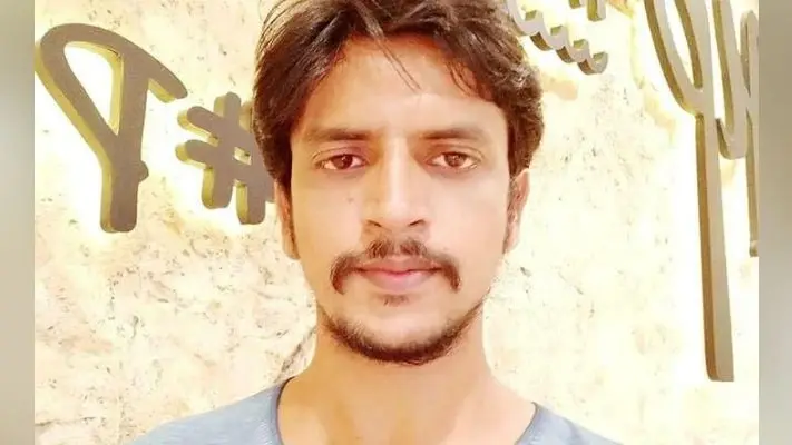 बॉलीवुड में संगीत का जादू बिखेर रहे हैं युवा गीतकार दीपक अग्रवाल