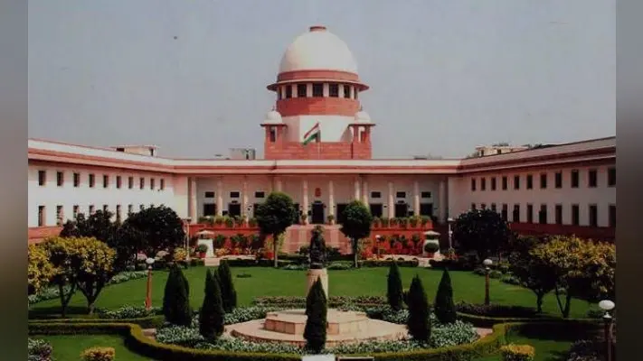 Supreme Court: दिल्ली प्रदूषण को लेकर दायर याचिका पर सुनवाई से बेंच का इनकार, CJI बोले- उचित समाधान सोचिए