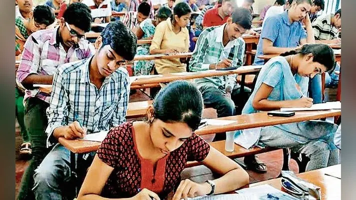 पेट्रोलियम उत्पादों की बढ़ रही है मांग, तलाशें अपना करियर, यहां संभावनाएं अनंत हैं