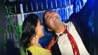 VIDEO : नागपुरी गाना ””बरसा थे बदरा रे”” लोगों को काफी आ रहा है पसंद
