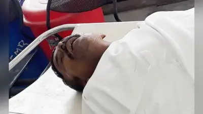 Jharkhand : सराईकेला-कांड्रा मार्ग पर तेज रफ्तार ट्रक दुकान में घुसा, चालक की मौत