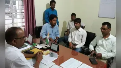 सिमडेगा : बकाया बिजली बिल वसूलने पहुंचे JE की पूर्व विधायक ने की जमकर पिटाई, थाने में शिकायत
