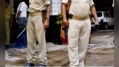 एनडीए परीक्षा मामला : बिहार एसआईटी ने दिल्ली में की छापेमारी, सौरभ का दोस्त फरार, पुलिस की बढ़ी परेशानी