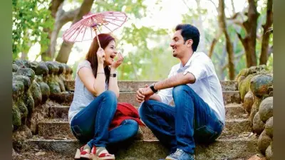 लाइक्स और कमेंट्स पाने के लिए कर रहे आउटडोर शूट