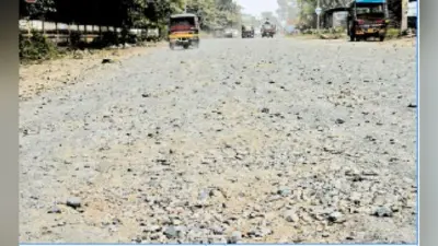 समय खत्म, नहीं बना जेल रोड, नुकीले पत्थर, उड़ते धूल से लोगों की परेशानी बढ़ी