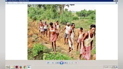 आसमानी मजबूरी, जनप्रतिनिधि की अनसुनी को नहीं बनने दी बाधा, खोद रहे डेढ़ किमी नाला