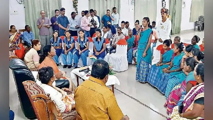 दुमका : स्वस्थ रहने के लिए नशा को त्यागें अपनी कमाई नशे के लिए न गंवायें : राज्यपाल द्रौपदी मुर्मू