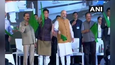 दिल्ली- कटरा चलने वाली वंदे भारत एक्सप्रेस को अमित शाह ने दिखायी हरी झंडी, जानें किराया और टाइमिंग
