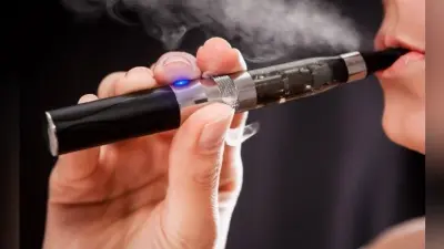 अमेरिका में ई-सिगरेट के कारण 18 लोगों ने गंवायी जान , 1000 से ज्यादा पड़े बीमार बीमार
