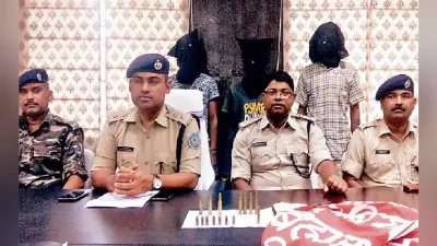 खूंटी : एके-47 व अन्य हथियार के साथ तीन नक्सली गिरफ्तार