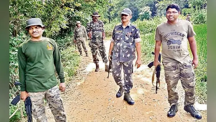 खूंटी पत्थलगड़ी मामला : मुरहू के गुटीगड़ा गांव में दूसरे दिन भी हुई बैठक