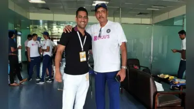 INDvsSA: जीत के जश्न में डूबी थी टीम इंडिया, तभी ड्रेसिंग रूम में हुई रांची के राजकुमार धौनी की इंट्री और…