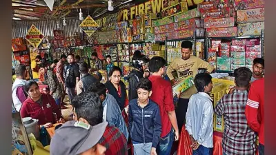 दीपावली में खूब चमका पटाखों का कारोबार, रांची में बिके 10 करोड़ के पटाखे, पूरे झारखंड में करीब 25 करोड़ की हुई बिक्री