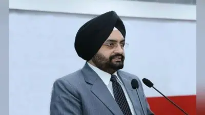 सुखबीर सिंह संधू ने एनएचएआई के चेयरमैन का पदभार संभाला