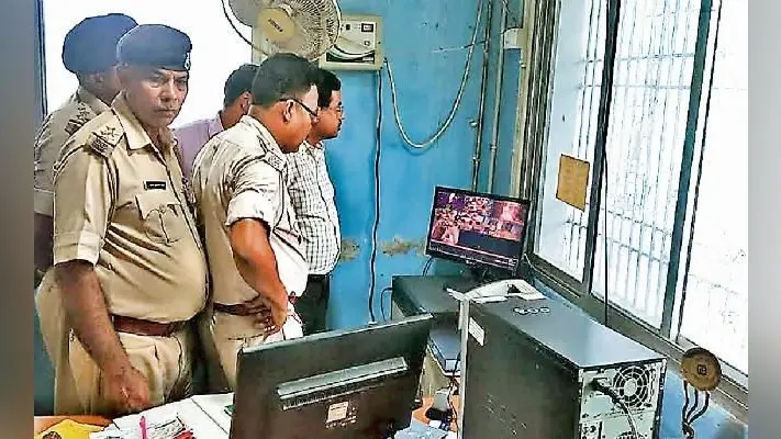 शिवहर : 20 मिनट में यूको बैंक से लूट लिये 32.36 लाख रुपये