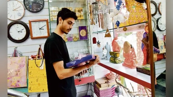 भाइयों से मिलेंगे विशेष उपहार, बहनें आज मनायेंगी गोधन का त्योहार