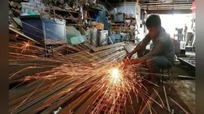 अगस्त में बुनियादी क्षेत्र के आठ प्रमुख उद्योगों का उत्पादन 0.5 फीसदी गिरा