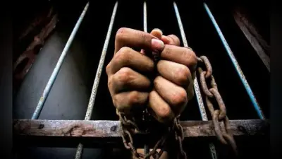 बीमा कराने के नाम पर ठगी करनेवाले दो और गिरफ्तार