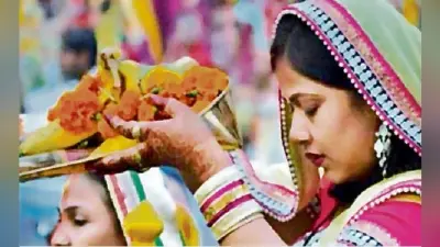 लोकगीतों की बिना छठ का त्योहार अधूरा, इन्हें सहेज कर रखना चाहिए