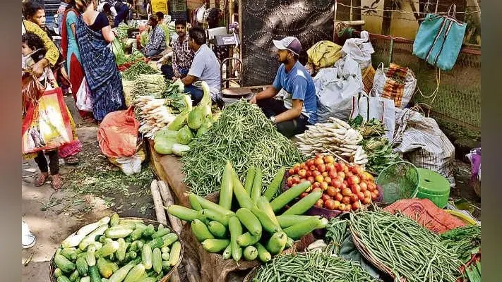 रूला रही कीमत, 15 दिनों का करें इंतजार, हरी सब्जियां मिलने लगेगी सस्ती