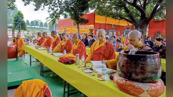 बोधगया : विश्व शांति व जल संरक्षण को वाटरलैंड पूजा शुरू