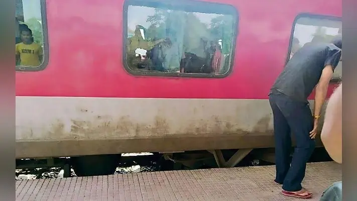 बिहटा : दुर्घटनाग्रस्त होने से बची पटना-कोटा एक्स