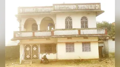 पूर्वी चंपारण : प्रेमी के साथ मां को अवैध संबंध बनाते बेटे ने देख लिया, फिर…