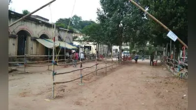 गुमला : तीसरे दिन एक भी नामांकन नहीं, झामुमो के चमरा लिंडा सहित सात ने खरीदा नामांकन पत्र