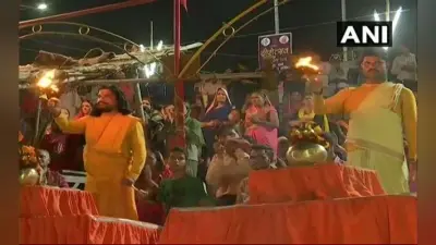 अयोध्या विवाद के फैसले के बाद सामान्य हो रही स्थिति, मंदिरों पूजा-अर्चना के लिए आये लोग