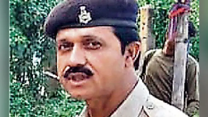 खलारी : महिला संग आपत्तिजनक स्थिति में धराया एएसआइ