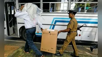 श्रीलंका राष्ट्रपति चुनाव : मतदाताओं को ले जा रही बसों के काफिले पर बंदूकधारियों ने की गोलीबारी