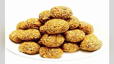 सर्दी की बूटियां गुड़पट्टी, चिक्की, गजक