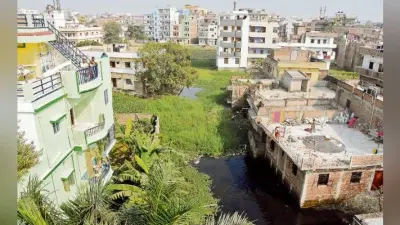 नालों पर खड़ा हो गया अतिक्रमण का महल, कब होगी जिम्मेदारों पर कार्रवाई