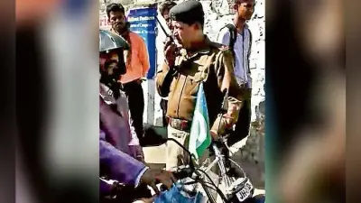 रांची में बाइक पर पाकिस्तान का झंडा लगा कर चल रहा युवक पकड़ाया, पीआर बांड पर छोड़ा गया