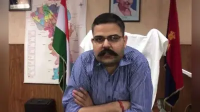 होमगार्ड ड्यूटी घोटाला : नोएडा स्थित कमांडेंट कार्यालय में संदिग्ध रूप से लगी आग, जल गया मस्टर रोल वाला बक्सा