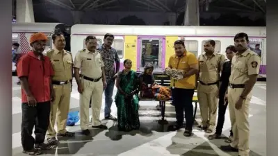 महिला यात्री ने रेलवे स्टेशन पर ”एक रुपया क्लिनिक” में बच्ची को दिया जन्म