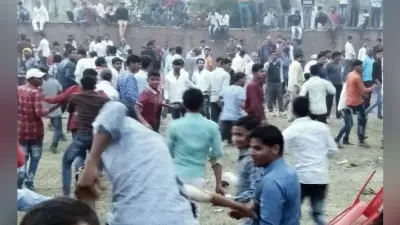 तेज प्रताप के कार्यक्रम में लोगों ने किया हंगामा, जवानों ने बरसायीं लाठियां, पुलिस अफसरों और आयोजकों का इनकार