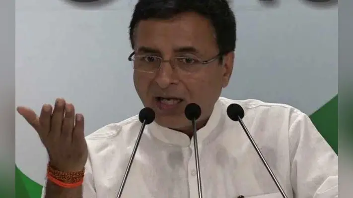 देश में मंदी : कांग्रेस का तीखा हमला- भाजपा के लिए GDP का मतलब ”Godse Divisive Politics”