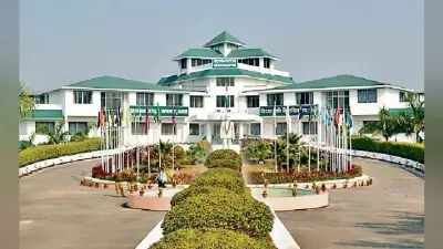 BAU में इन पदों के लिए निकाली बंपर वैकेंसी, जानें कब तक कर सकते हैं आवेदन