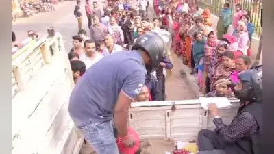 पटना : हंगामे के डर से जब हेलमेट पहन कर बेचा प्याज