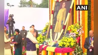 संविधान निर्माता बी. आर. आम्बेडकर की पुण्यतिथि आज, PM मोदी और राष्ट्रपति सहित दिग्गजों ने दी श्रद्धांजलि