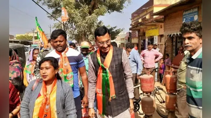 झारखंड को बेचने वाले और उसे खरीदने वाले ठगबंधन से रहें सावधान : संजय सेठ
